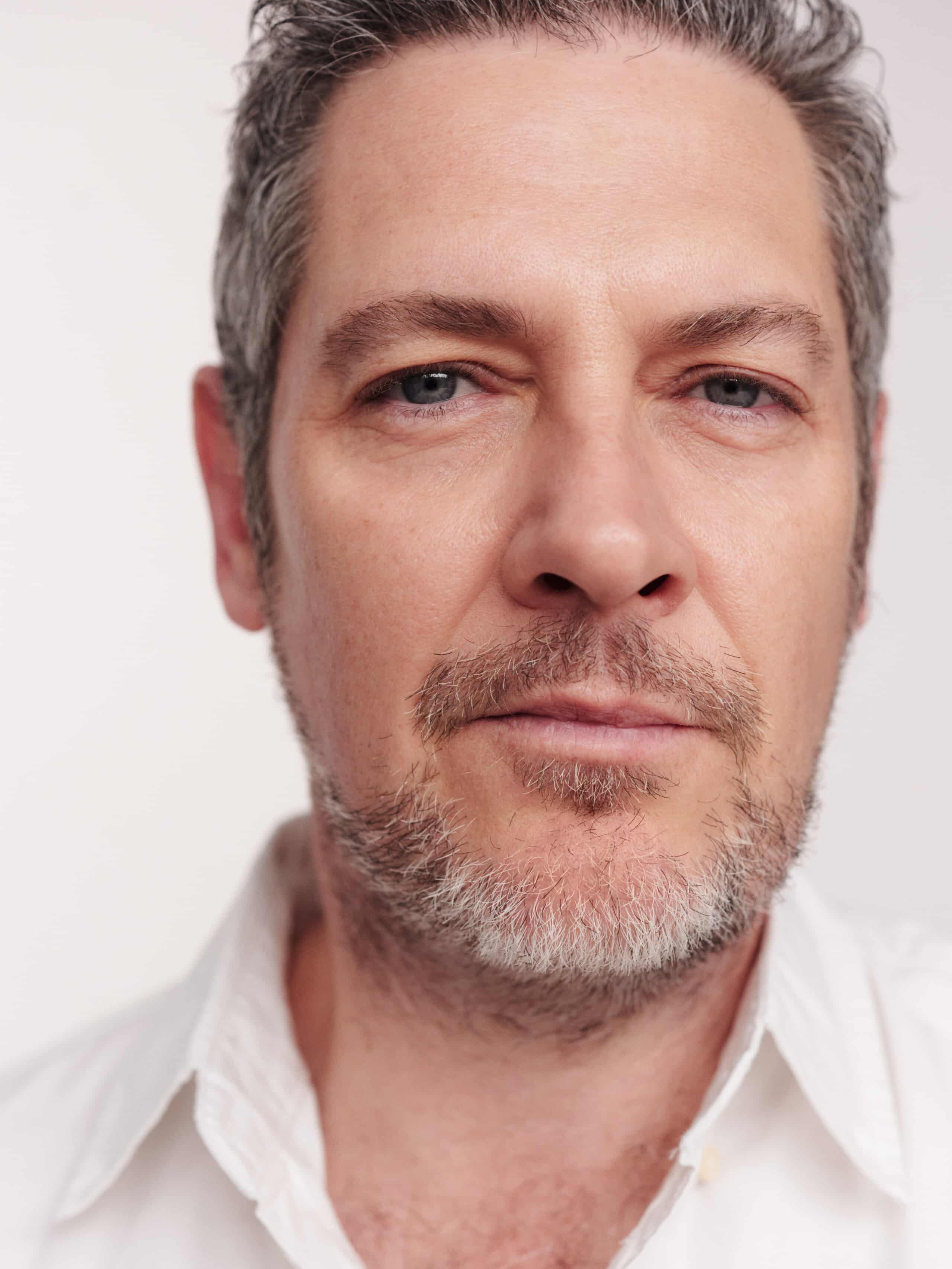 Men's wrinkle consultation in Sydney and Brisbane with cosmetic doctors at Contour Clinics