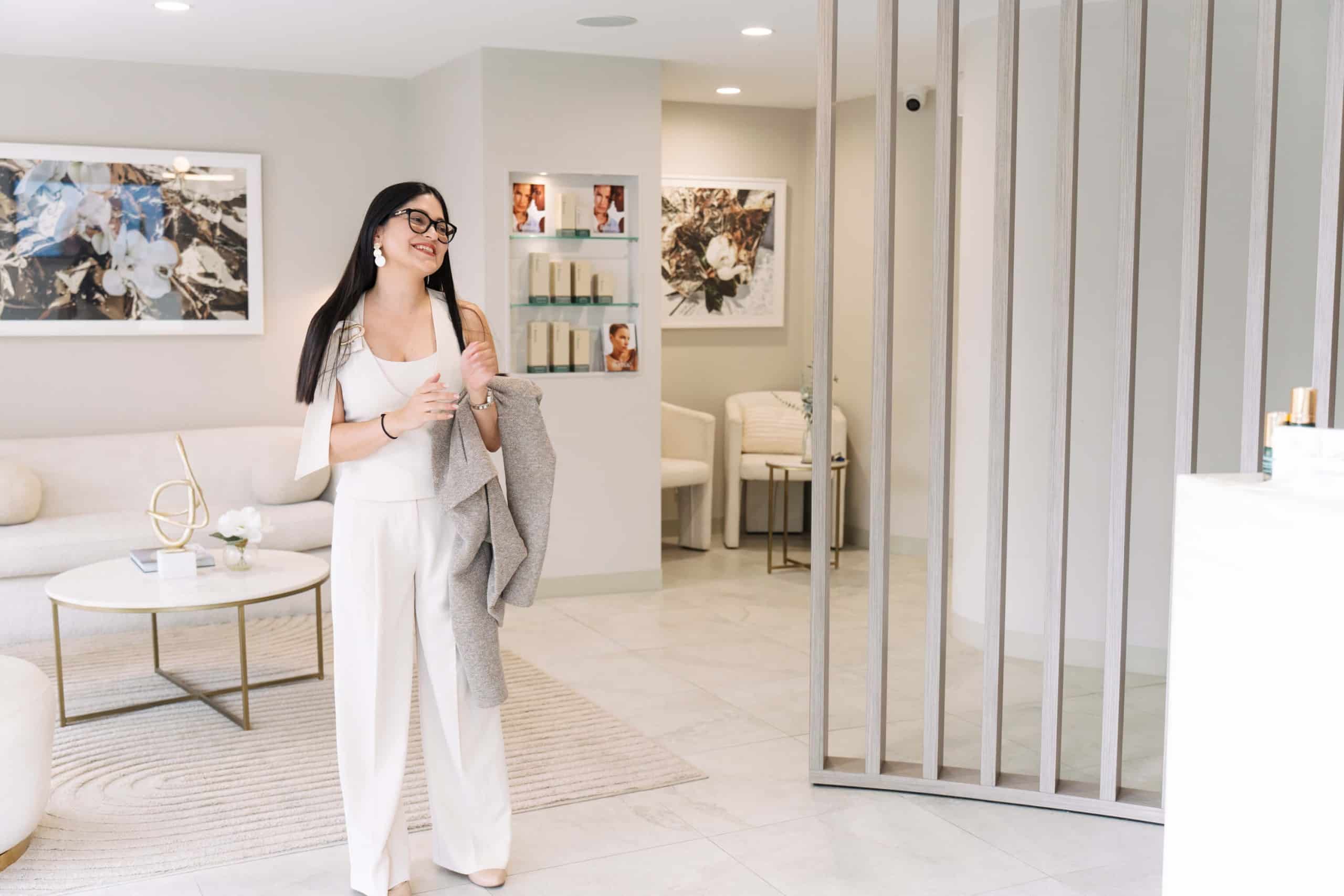 Information about travelling to our cosmetic clinic in Brisbane Stones Corner