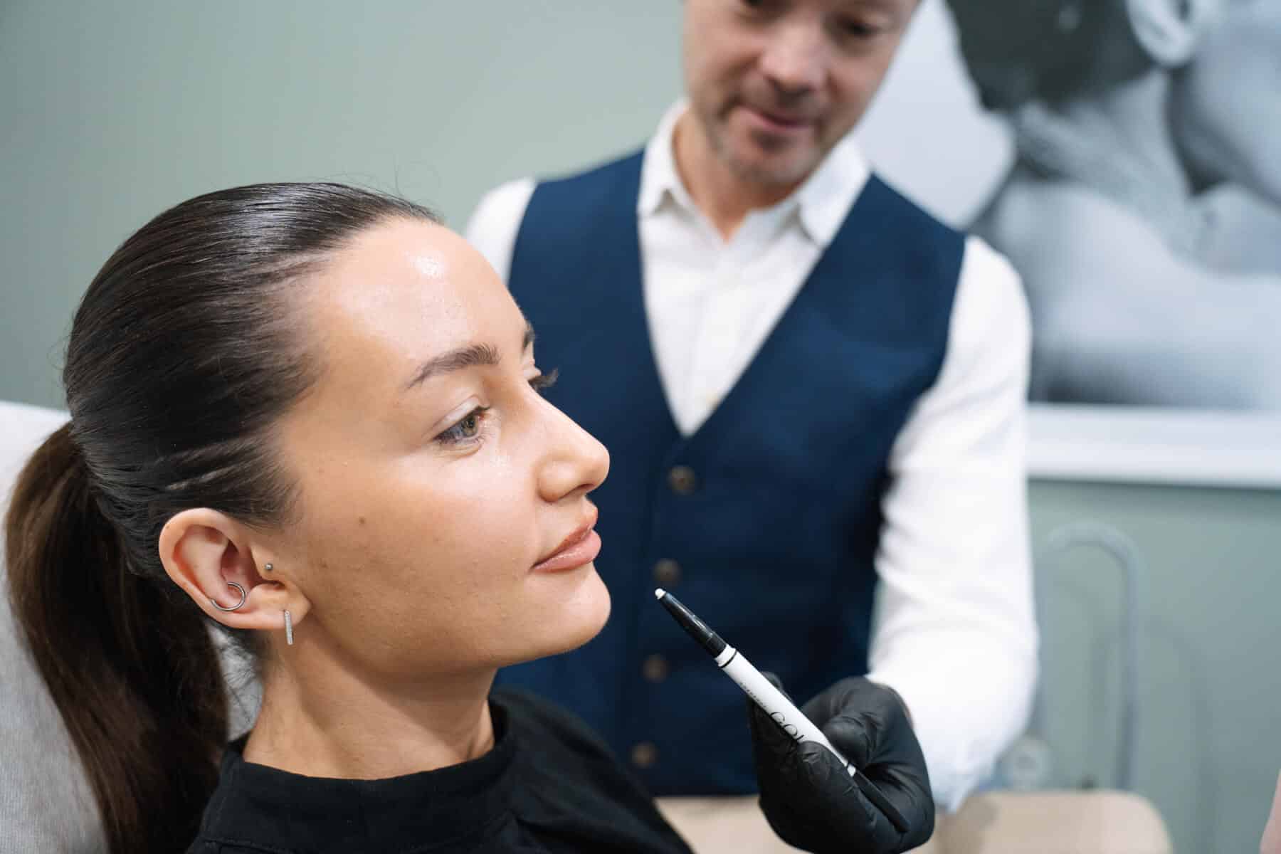Cosmetic medicine clinic Bondi for facial volumisation