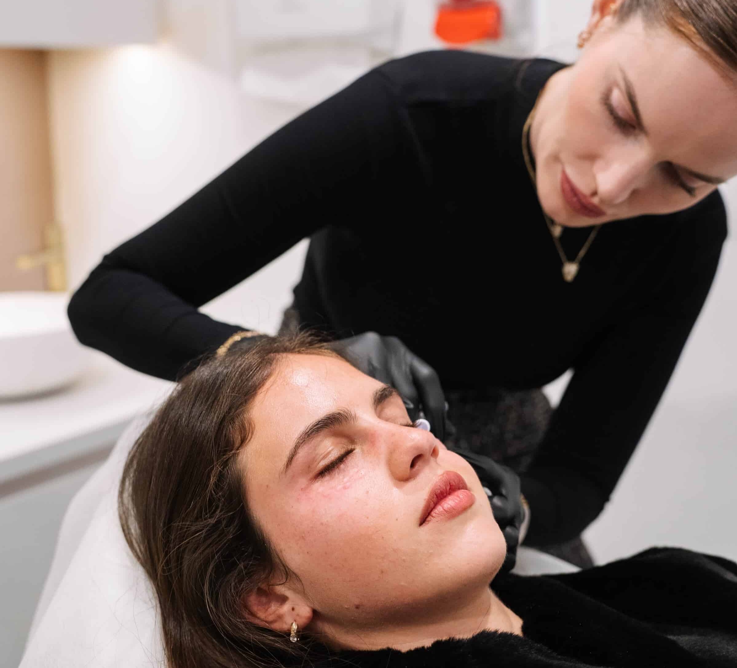 Facial volumisation at Miranda cosmetic clinic - Contour Clinics