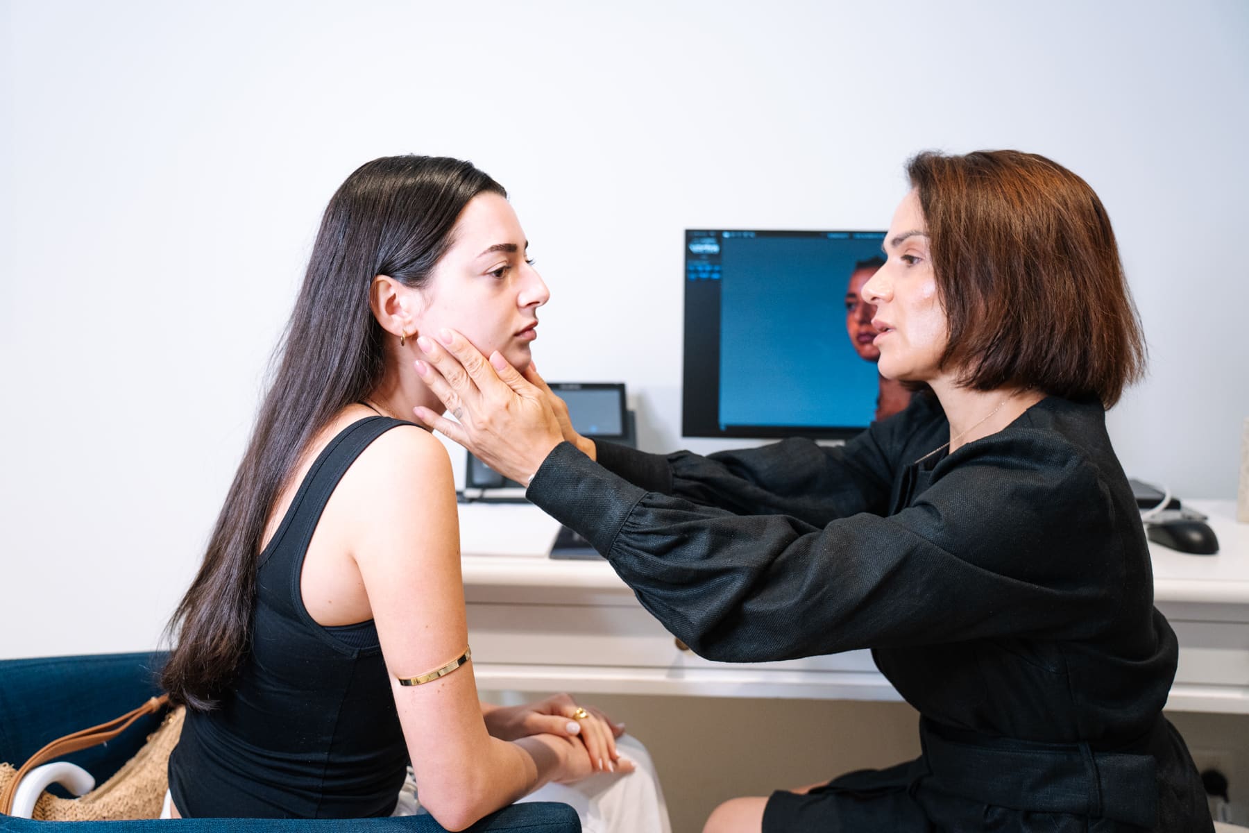 What is Lower Face Contouring?